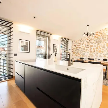 Résidence Duplex 145m² Terrasse Et Ascenseur Privé - Duplex 145m² Terrasse Et Ascenseur Privé Mae-2873 *